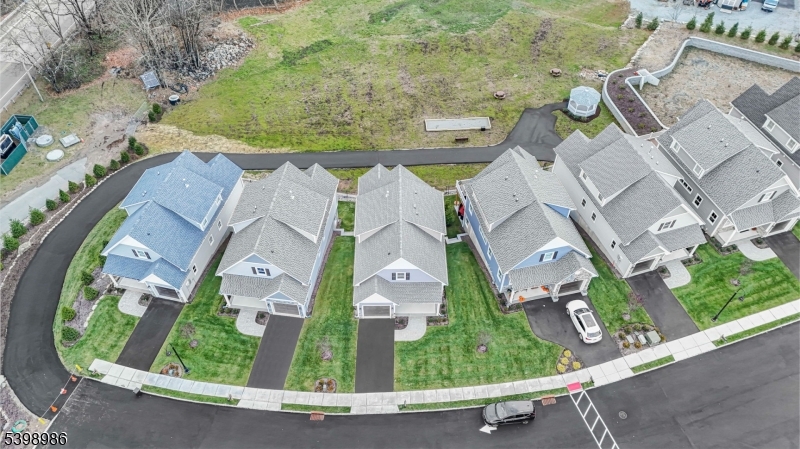 Knoll Edge - Residential