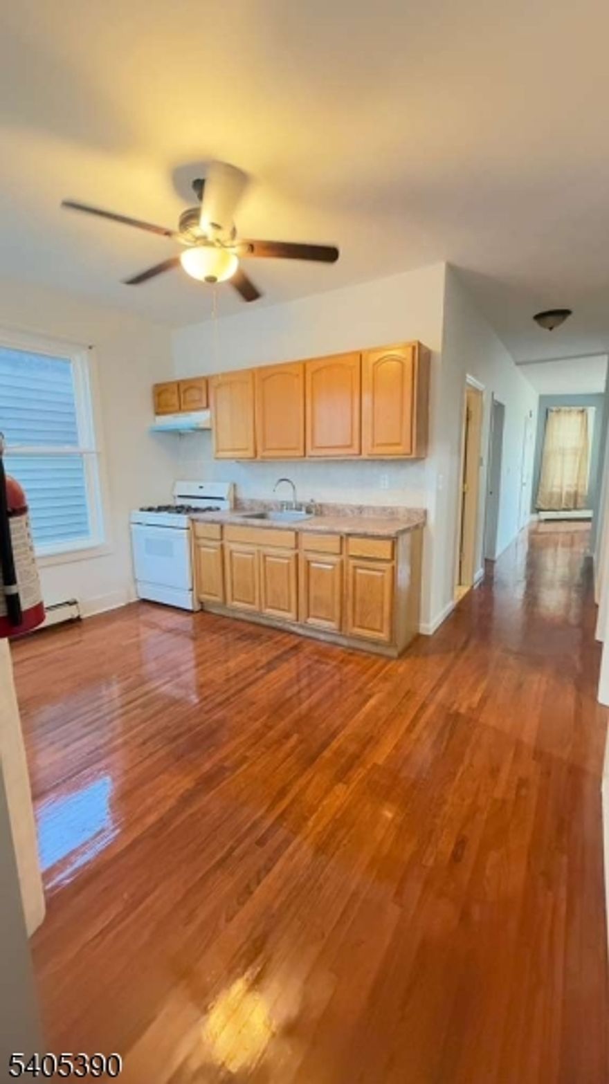 Beautiful first floor 3 bedroom and 1 bathroom in Prospect Park! Spacious apartment features hardwood floors, plenty of windows for natural light, closet in every room. Tenants pay all utilities. Bring decoration ideas and move right in.