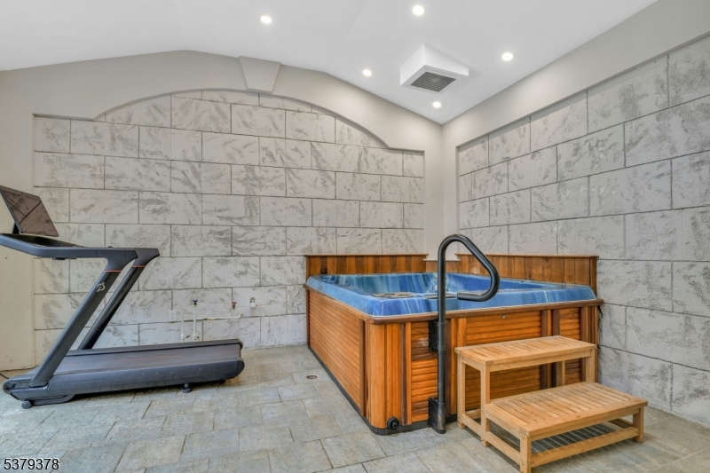 Baltusrol - Residential