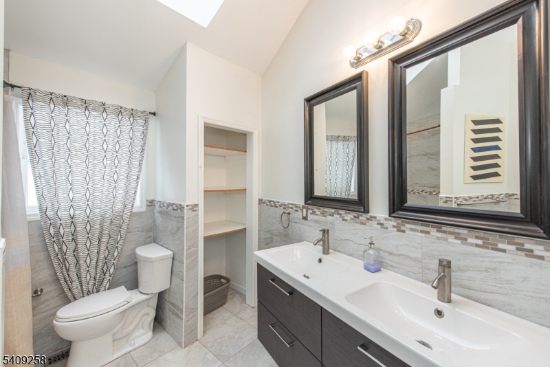 WILDWOOD SHORES - Residential