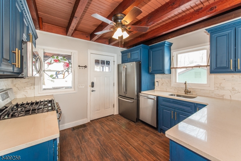 WILDWOOD SHORES - Residential