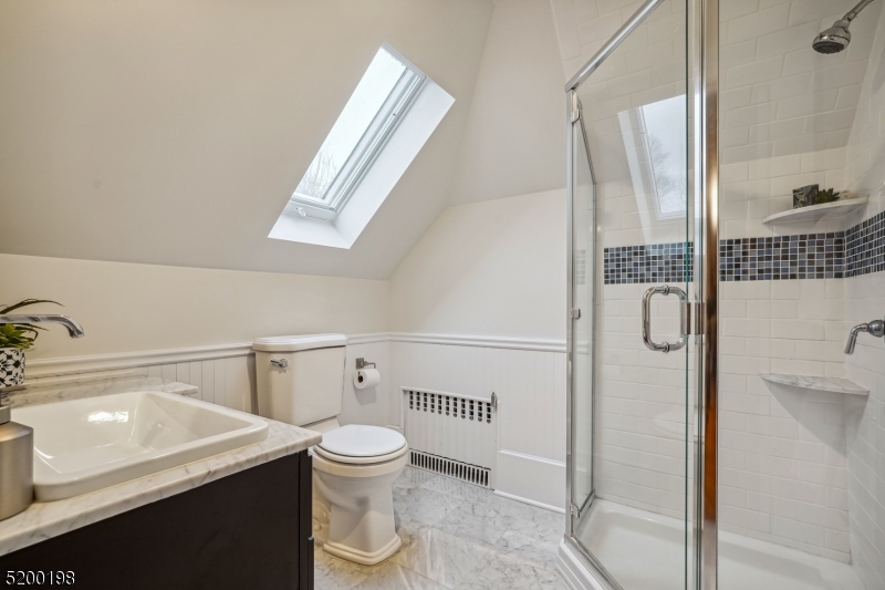 OLD SHORT HILLS - Residential