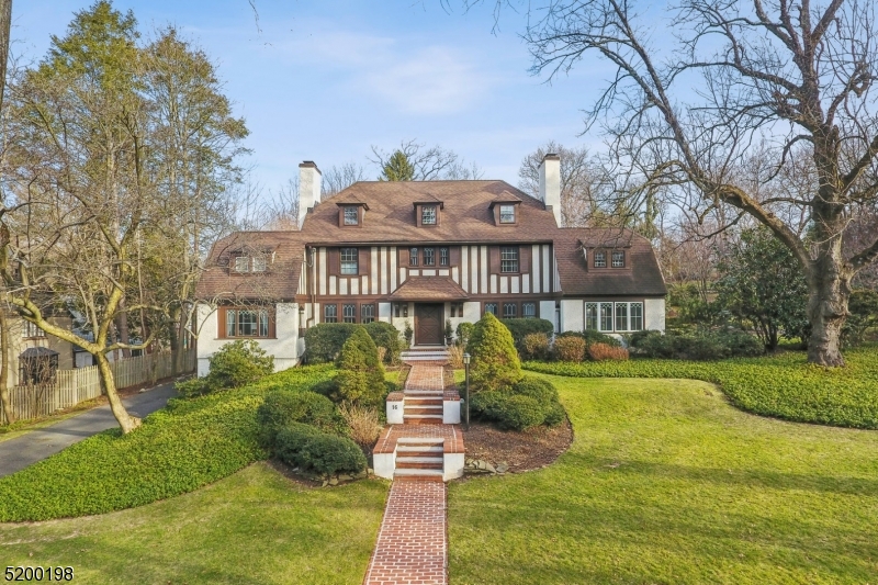 OLD SHORT HILLS - Residential