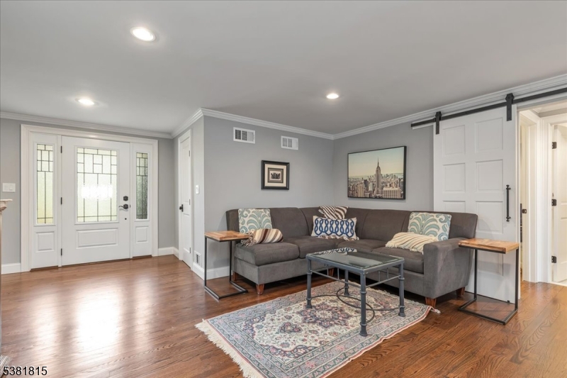 Murray Hill - Residential