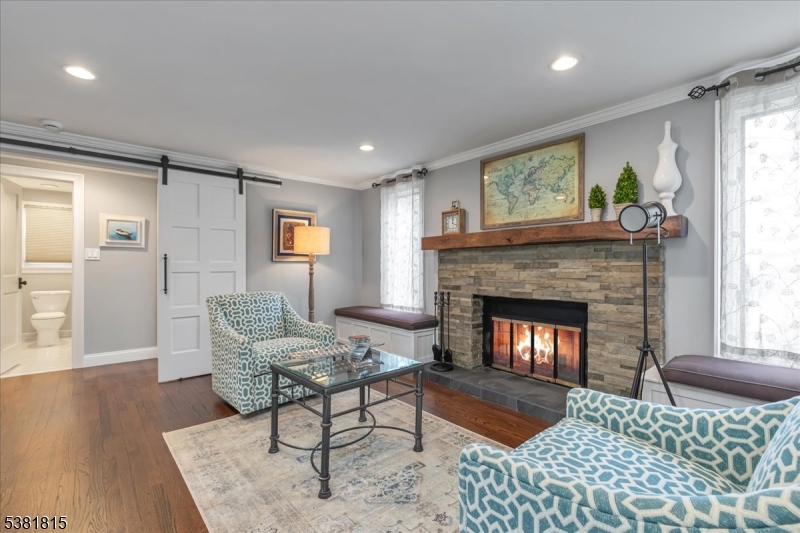 Murray Hill - Residential