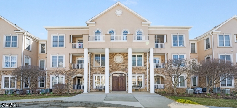 1208 Clinton Ln 1208