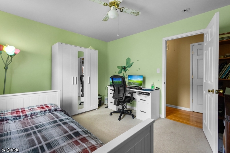 Maple Mead Area - Residential