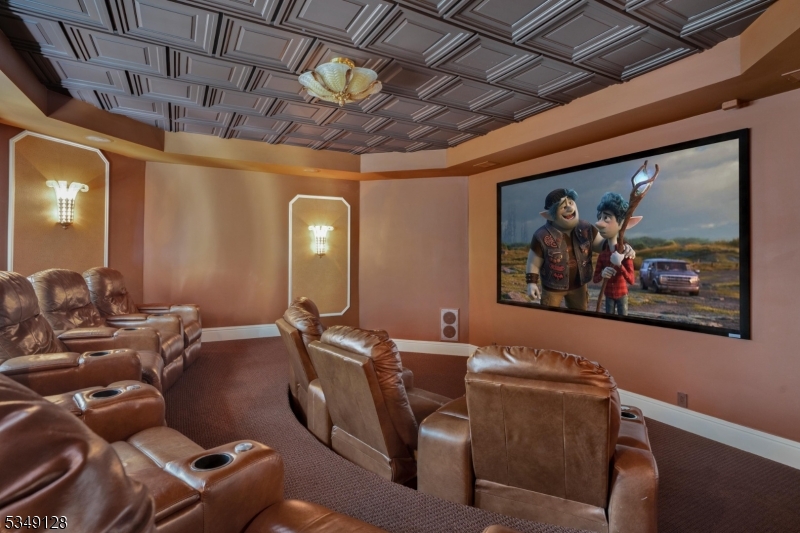 RICKLAND ESTATES - Residential