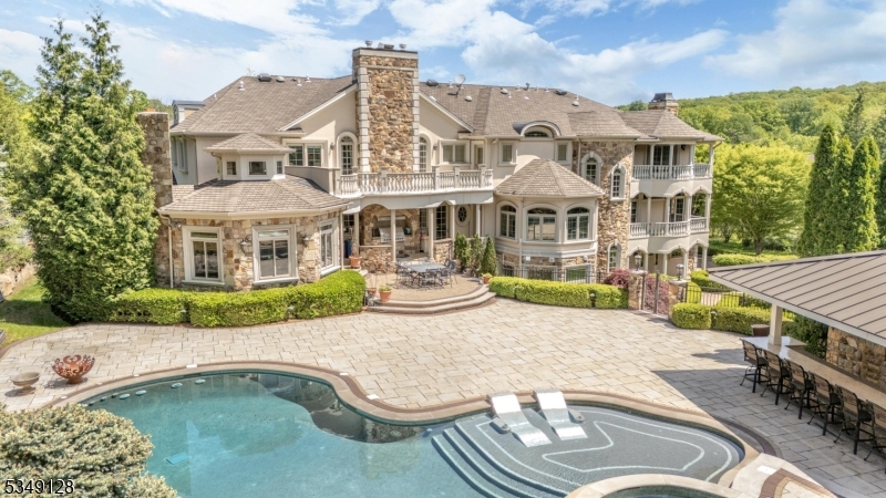 RICKLAND ESTATES - Residential