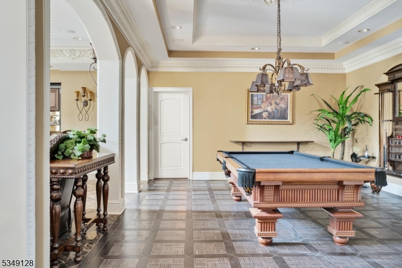 RICKLAND ESTATES - Residential