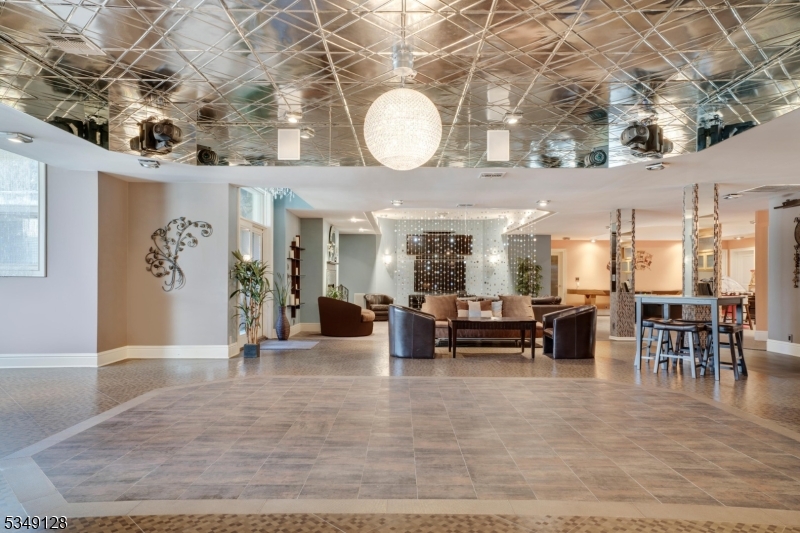 RICKLAND ESTATES - Residential