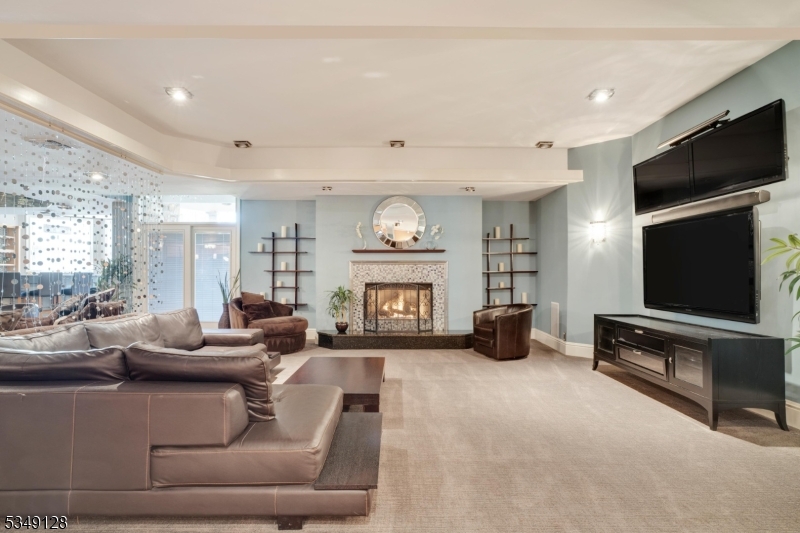 RICKLAND ESTATES - Residential