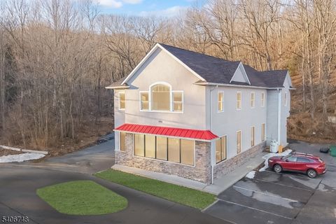 MLS: 4009606