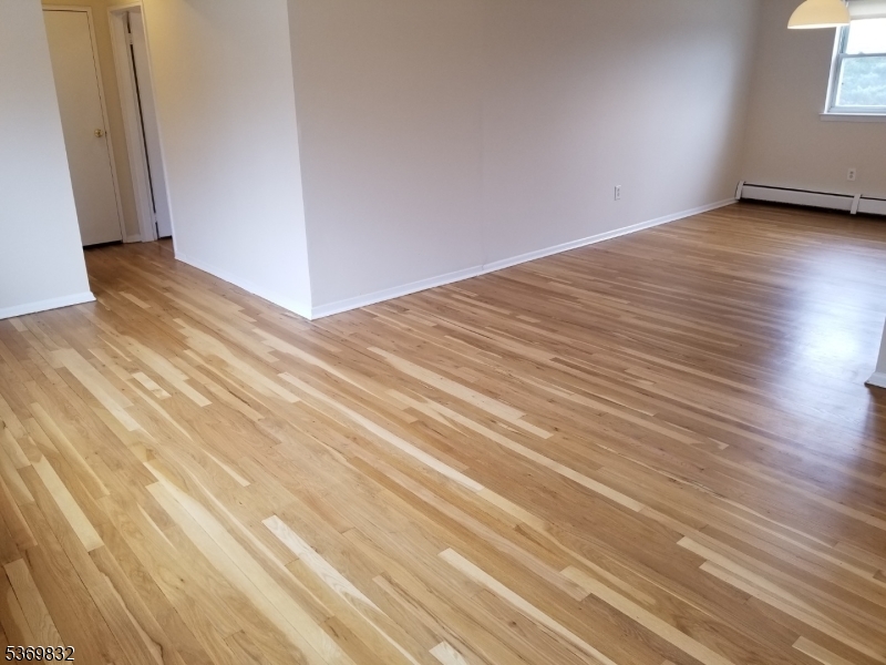 Mountain Club - Residential Lease