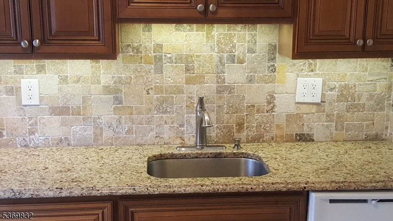 Mountain Club - Residential Lease