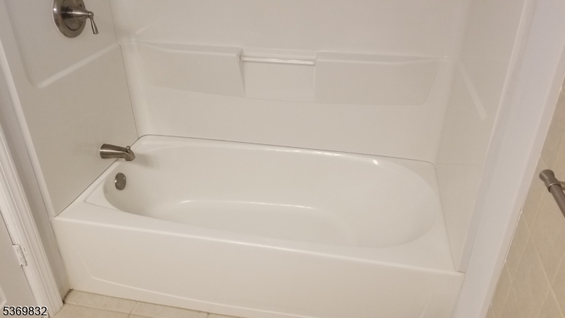 Mountain Club - Residential Lease