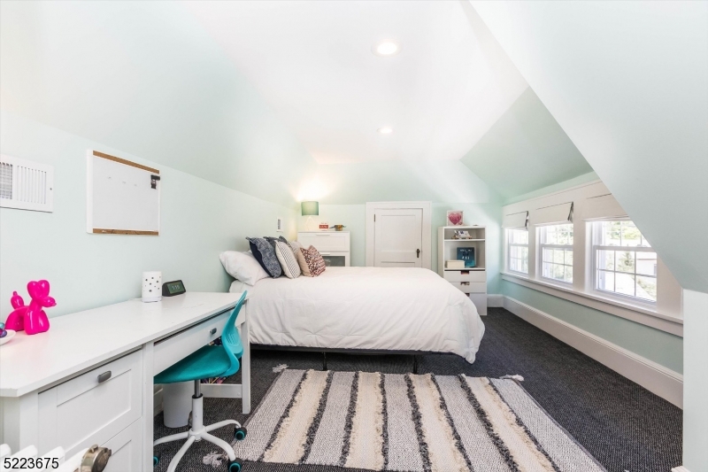 Yantacaw Park - Residential