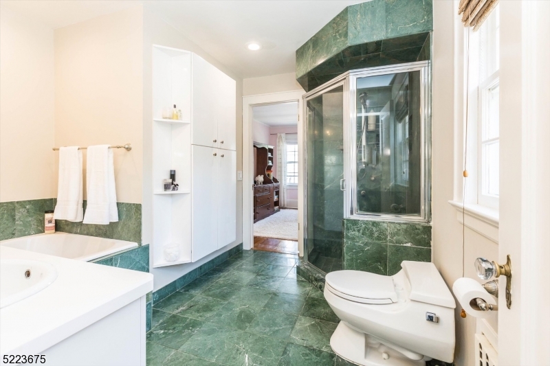 Yantacaw Park - Residential