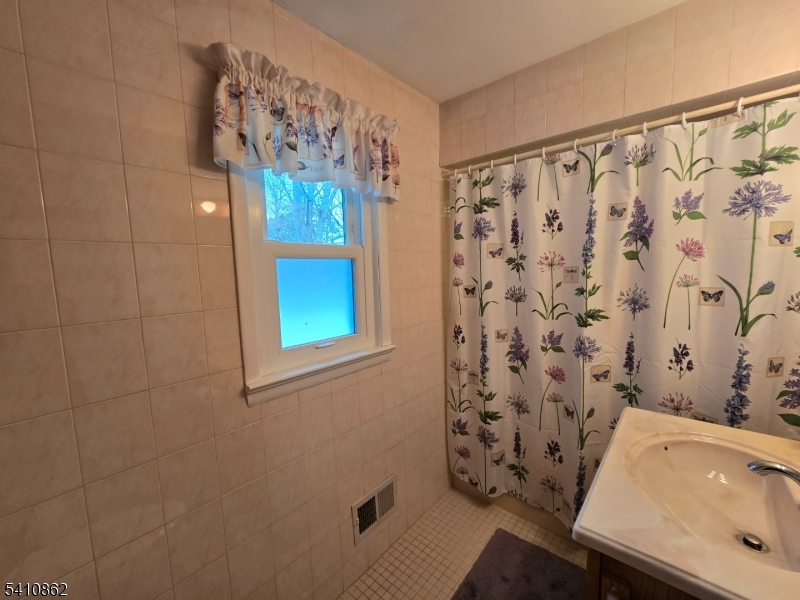 LITTLE WESTON - Residential