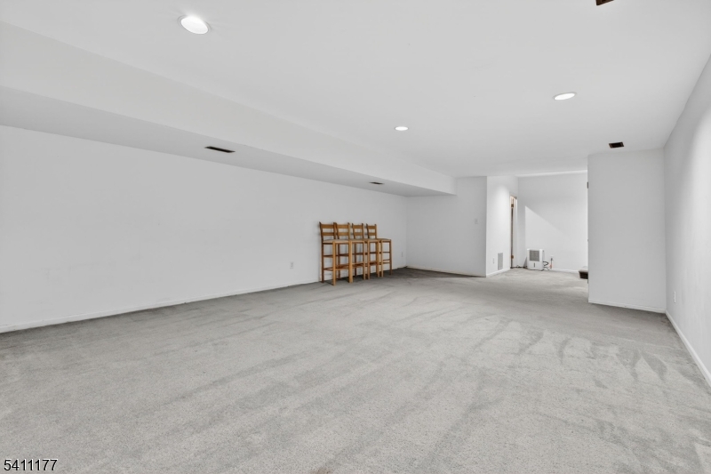 The Madison Common - Residential Lease