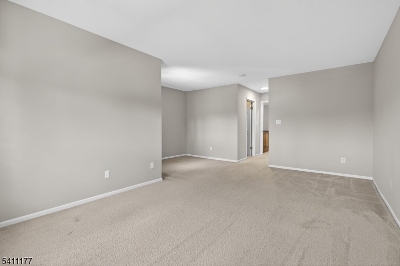 The Madison Common - Residential Lease