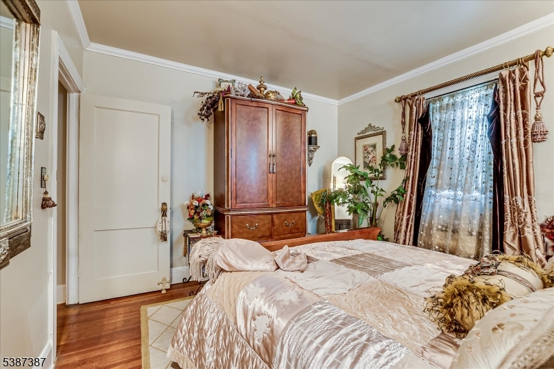 Plainfield City, New Jersey 07060, United States, 5 Bedrooms Bedrooms, ,3 BathroomsBathrooms,Residential,Coming Soon,219951