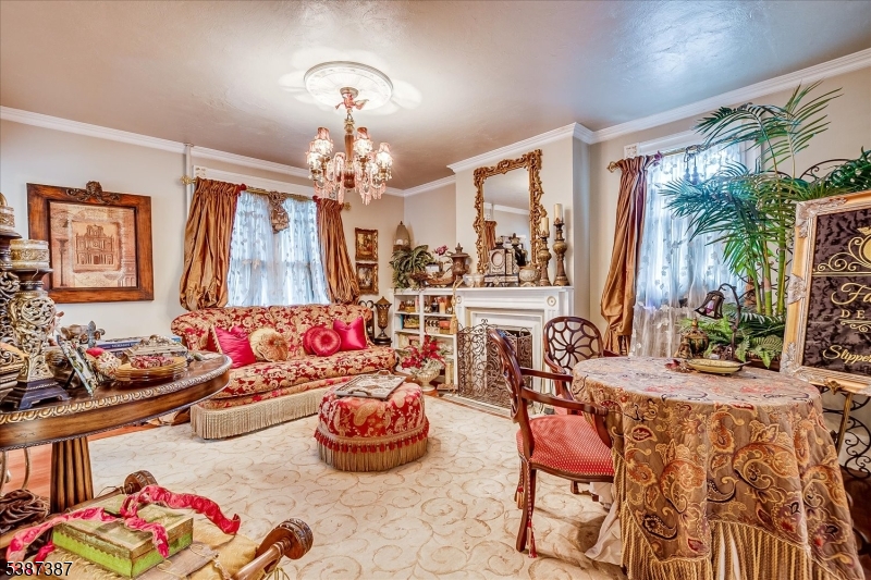 Plainfield City, New Jersey 07060, United States, 5 Bedrooms Bedrooms, ,3 BathroomsBathrooms,Residential,Coming Soon,219951