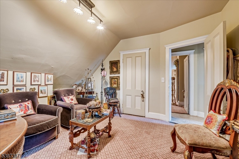 Plainfield City, New Jersey 07060, United States, 5 Bedrooms Bedrooms, ,3 BathroomsBathrooms,Residential,Coming Soon,219951