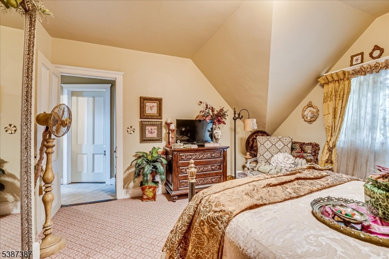 Plainfield City, New Jersey 07060, United States, 5 Bedrooms Bedrooms, ,3 BathroomsBathrooms,Residential,Coming Soon,219951