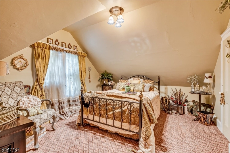 Plainfield City, New Jersey 07060, United States, 5 Bedrooms Bedrooms, ,3 BathroomsBathrooms,Residential,Coming Soon,219951