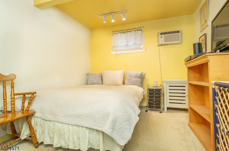 Lake Parsippany - Residential