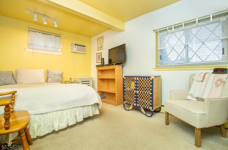 Lake Parsippany - Residential