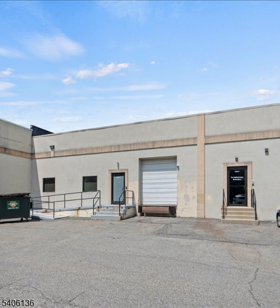 30 Sherwood Condo Assoc. - Commercial Lease