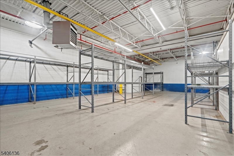 30 Sherwood Condo Assoc. - Commercial Lease