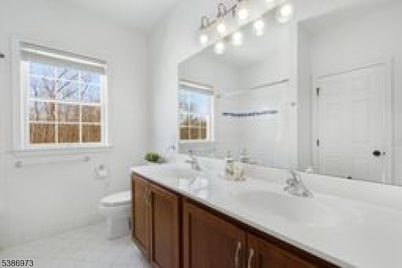 Estates at Long Valley - Residential