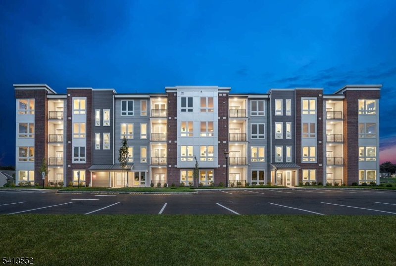 Del Webb Florham Park - Residential