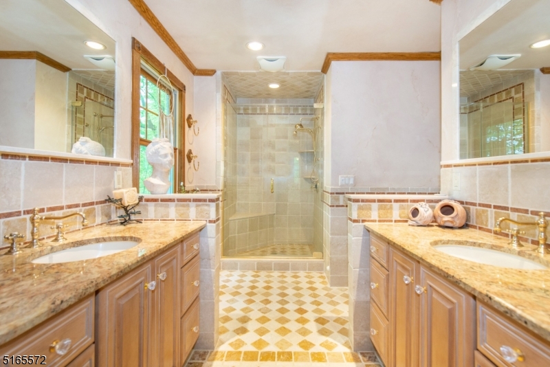 Mile Drive - Residential