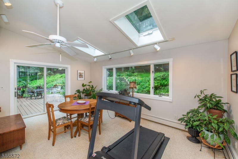 Mile Drive - Residential