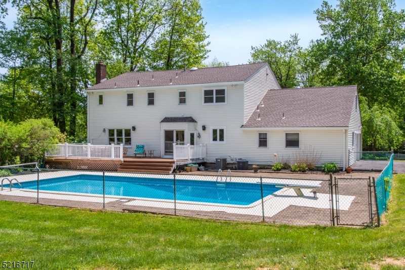 Nestlingwood - Residential