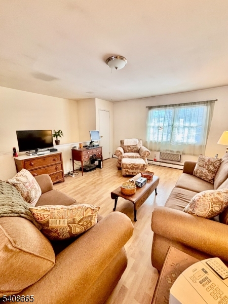 Upper Montclair Court - Residential