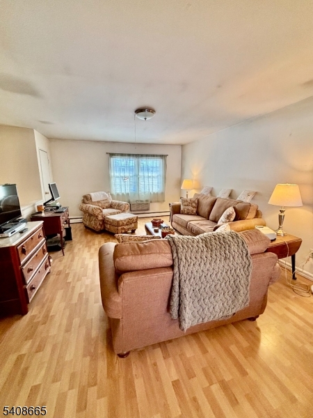 Upper Montclair Court - Residential