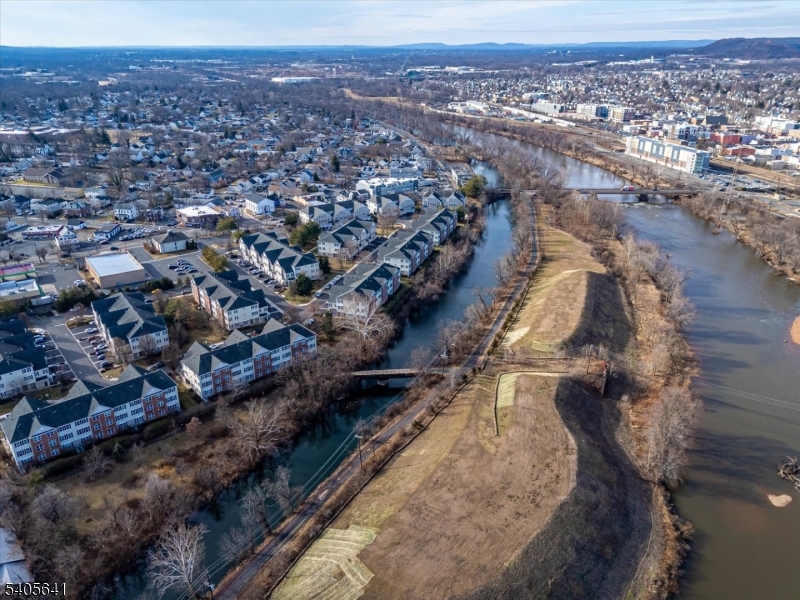Canal Crossing - Residential