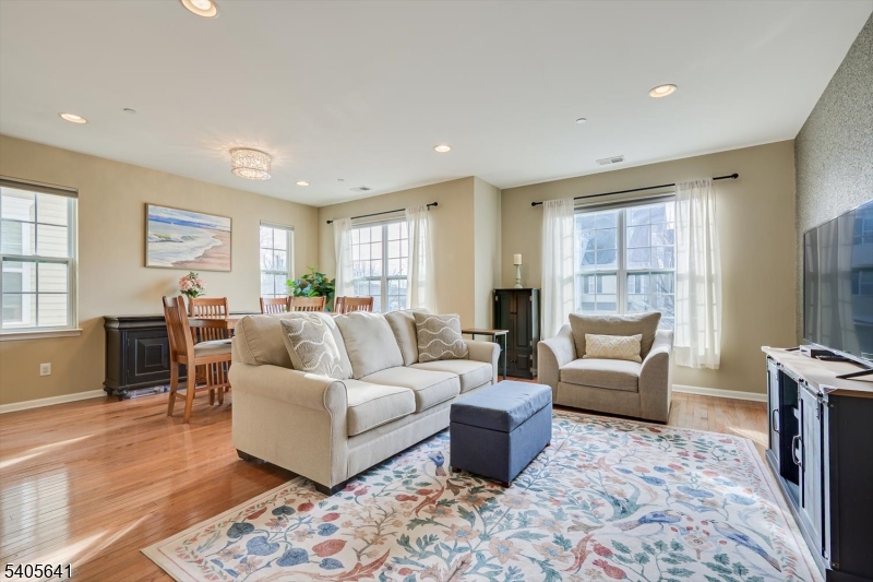 Canal Crossing - Residential