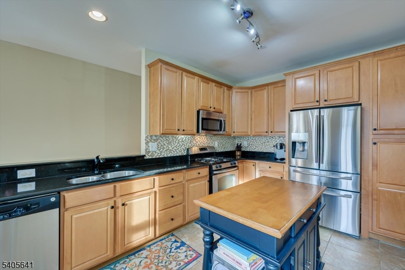 Canal Crossing - Residential