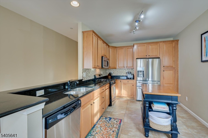 Canal Crossing - Residential