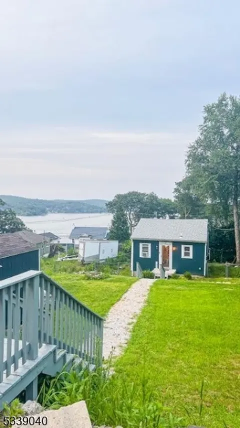 15 Sutton Rd, Hopatcong Boro, NJ 07843 - MLS#: 3946594