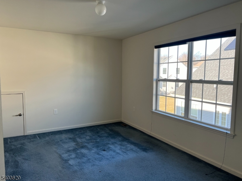 CANAL WALK - Residential