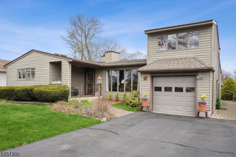 12 Benedict Dr