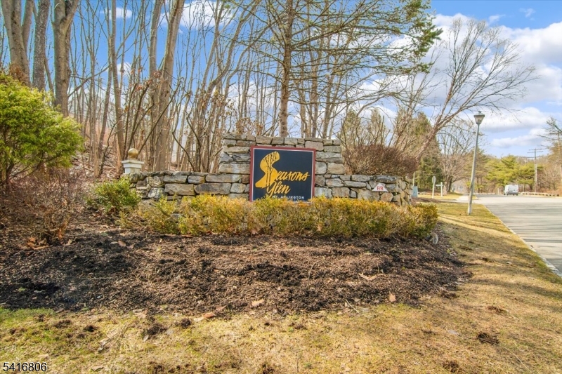 Seasons Glen - Residential