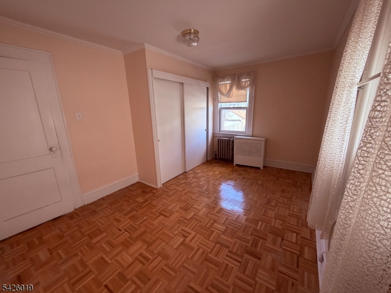 Hurden Looker - Residential